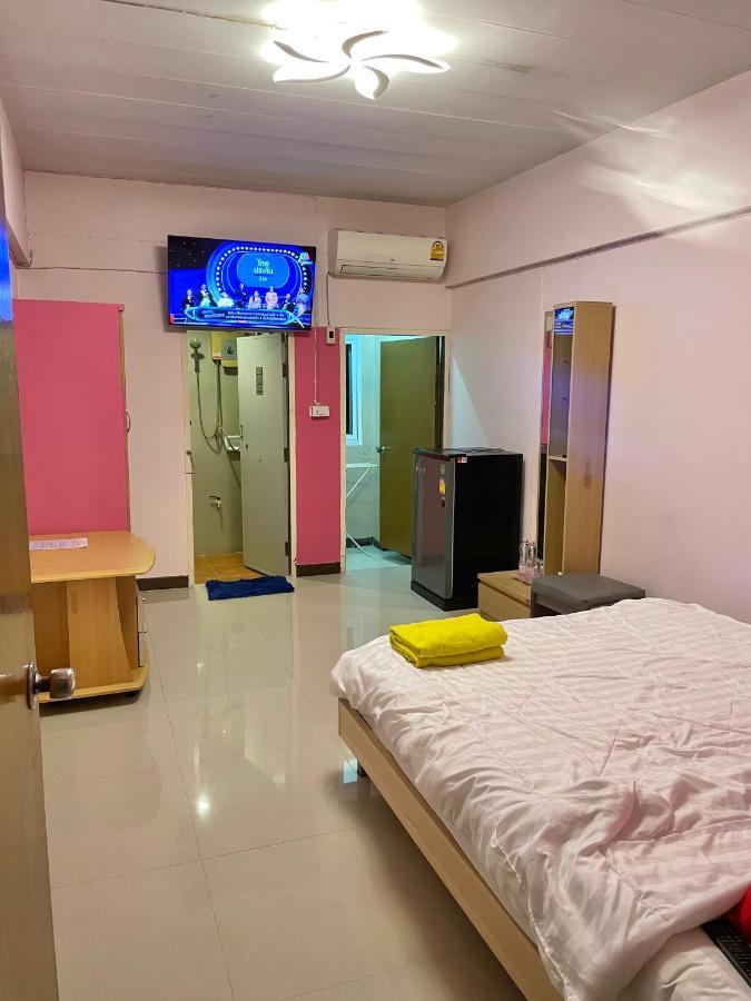 Gedkanok Apartment Bangkok Exterior photo