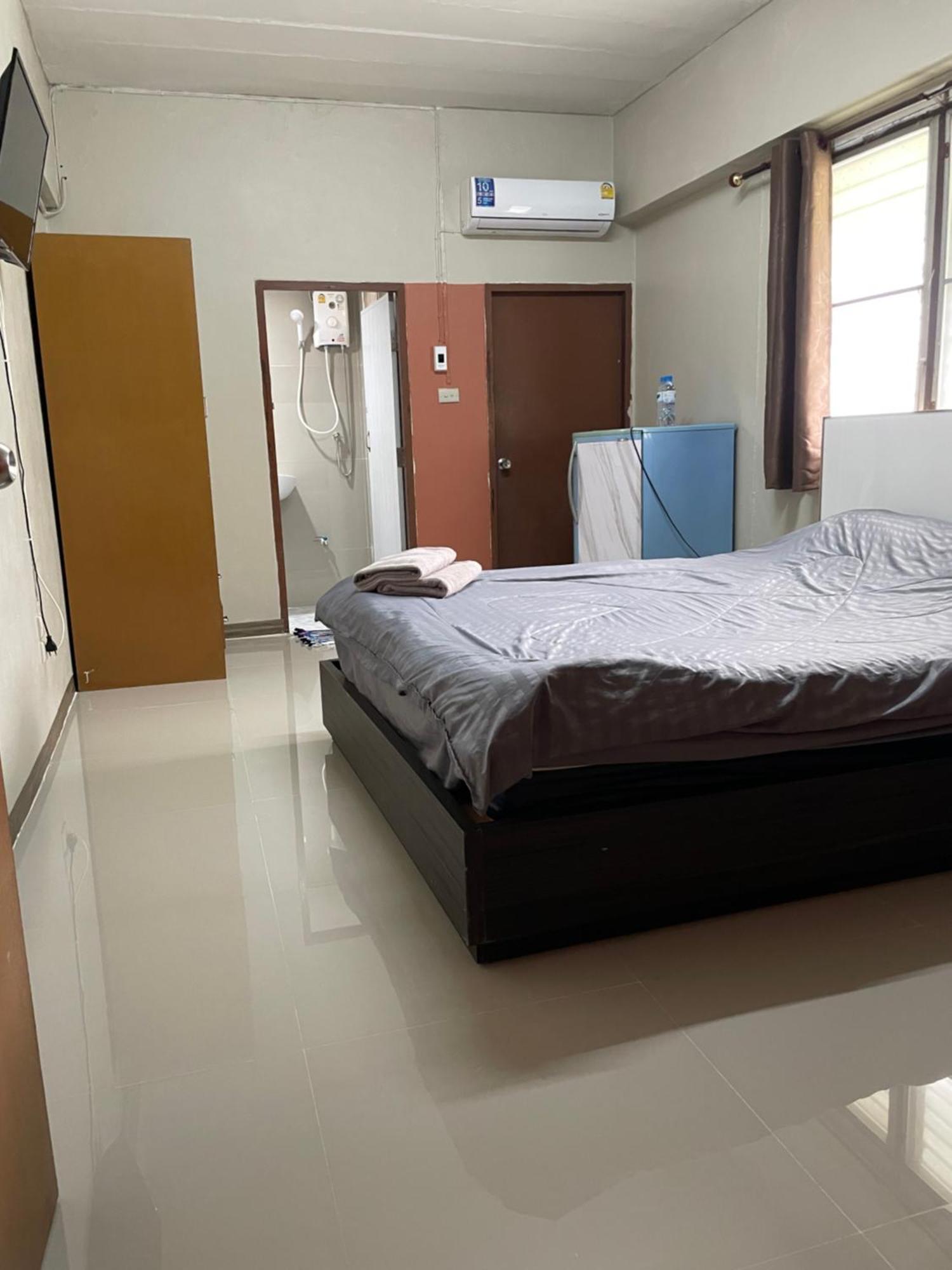Gedkanok Apartment Bangkok Exterior photo