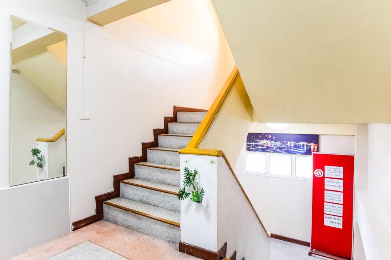 Gedkanok Apartment Bangkok Exterior photo